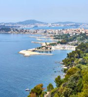 Nettoyage du littoral et des fonds marins plages du Mourillon - Anse Tabarly - Toulon